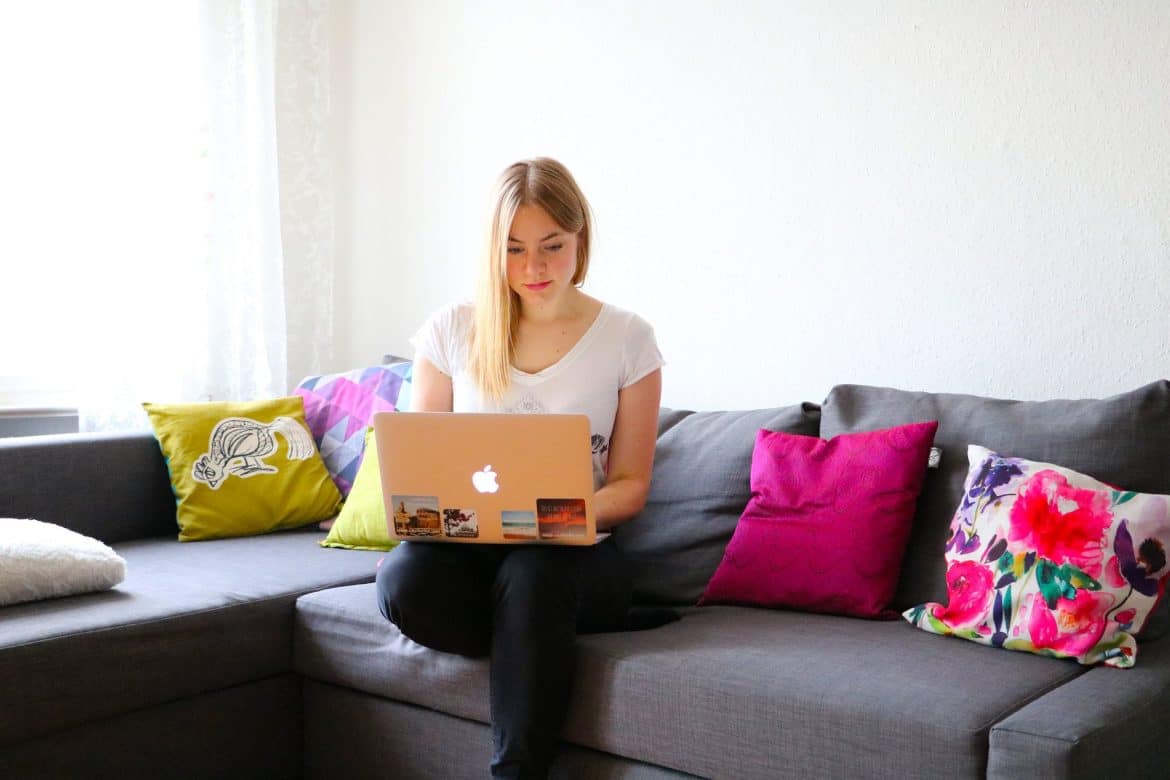 PASSENGER X - Freelancerin Nicole Bittger