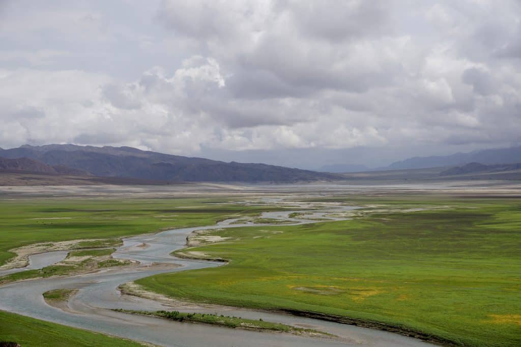 Flusslandschaft in Kirgistan