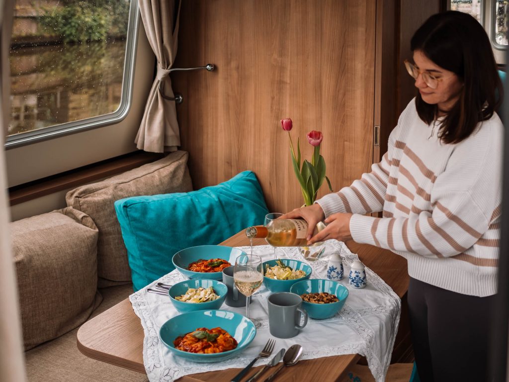 Hausboot Urlaub Holland Abendessen