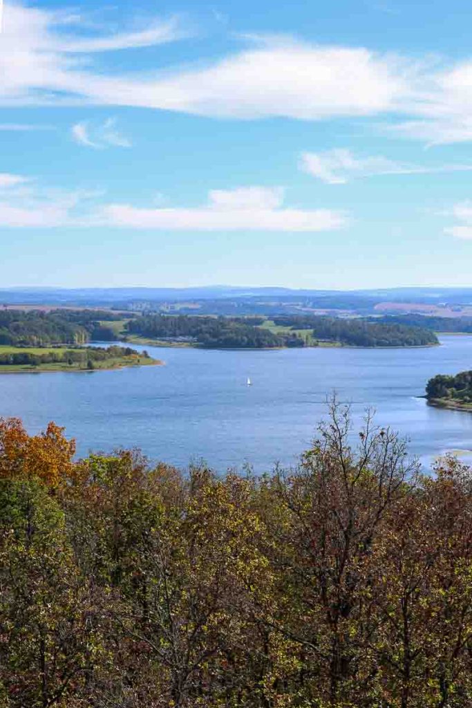 Ausblick auf die Talsperre Pöhl vom Julius-Mosen-Turm